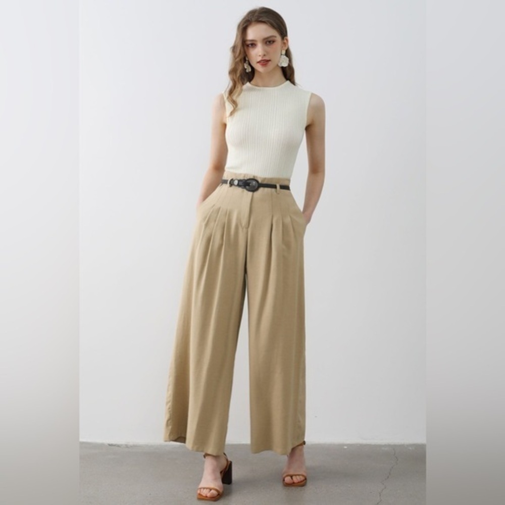 SALE | Chicwish palazzo pants with belt NWT